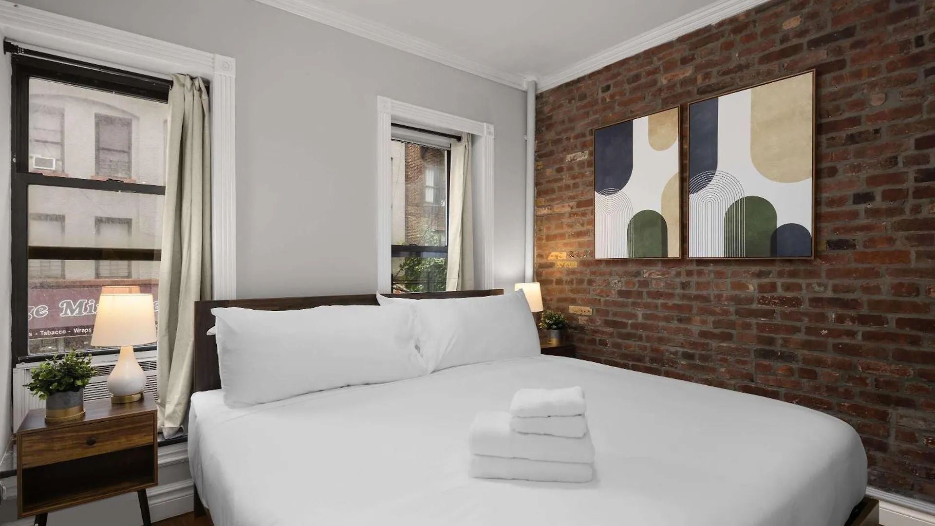 Apartment Sleek Lower East Side Retreat New York USA